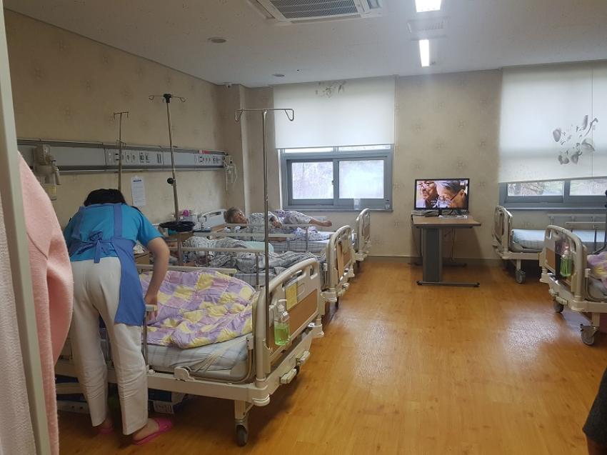 보호자 없는 병실 운영으로 경제적 부담 경감